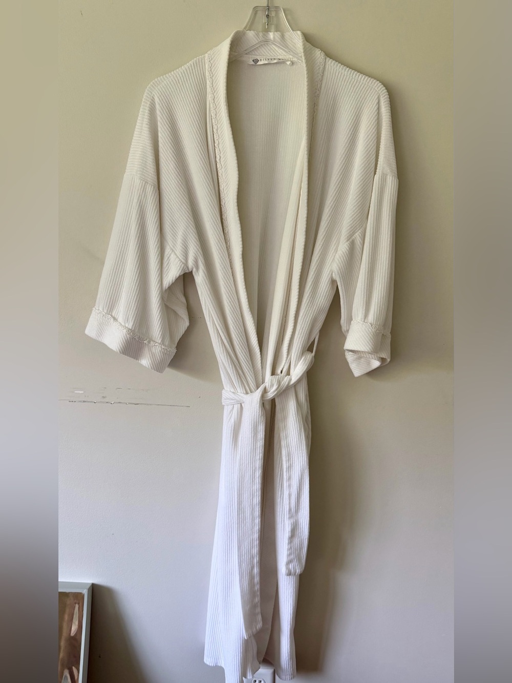 Eileen West White Classic Long Robe - Sz Medium